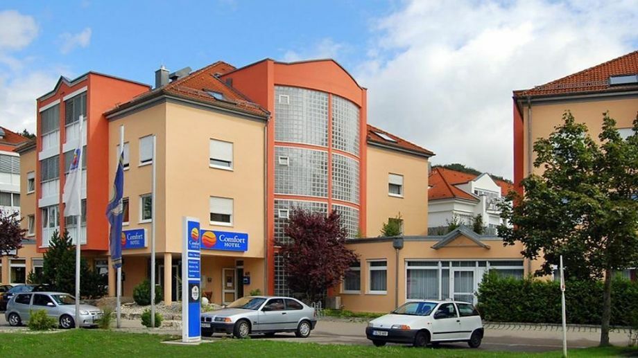 Comfort Hotel Ulm/ブラウシュタイン エクステリア 写真